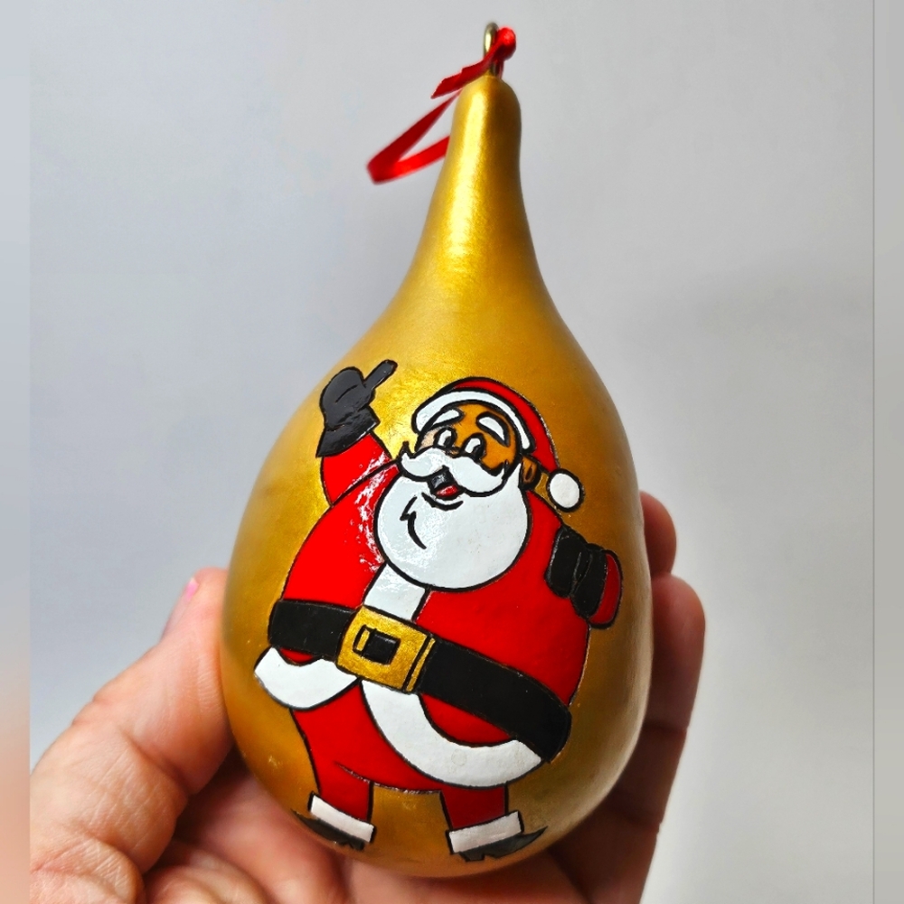 Vintage Hand Painted Ornament Gourd Santa Holiday Wreath Gold Red White Green